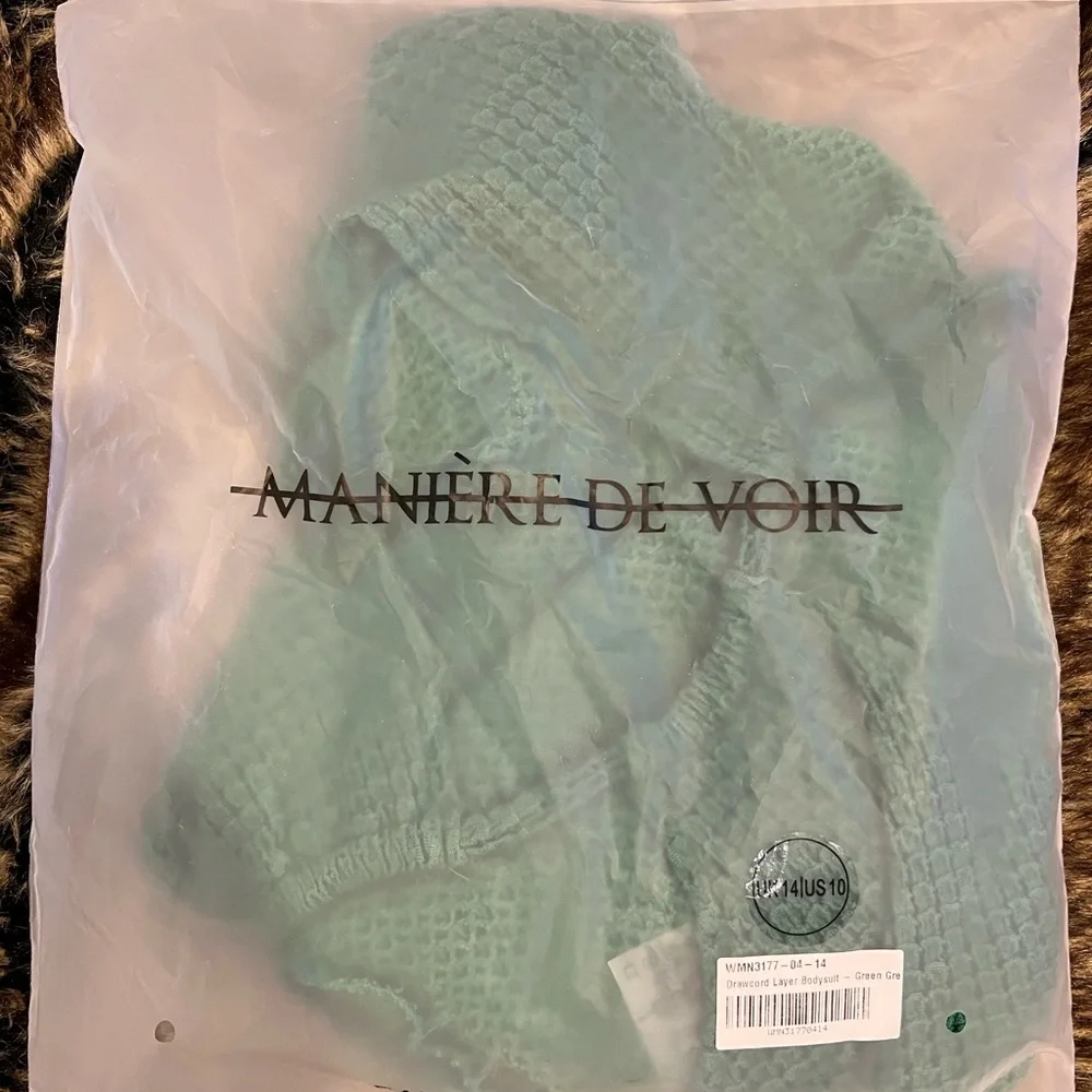 Textured Green Cutout Bodysuit w/thumb holes - Picture 6 of 13
